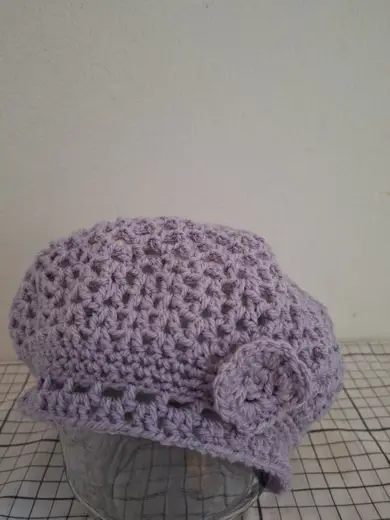 Lilac women's beret.