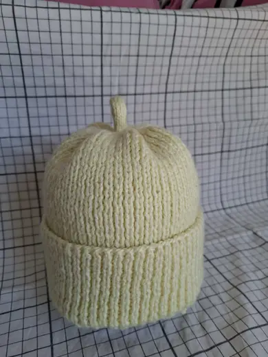 Women's hat . Size 58