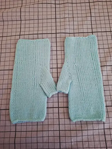 Mittens.